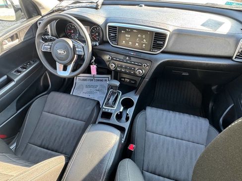 Used 2021 Kia Sportage LX image 19