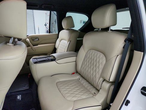 Used 2021 INFINITI QX80 Sensory w/ All-Season Package image 24