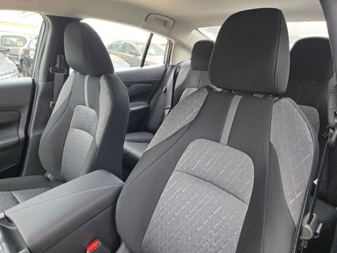 New 2026 Nissan Sentra SV w/ Floor Mat Package FWD image 9
