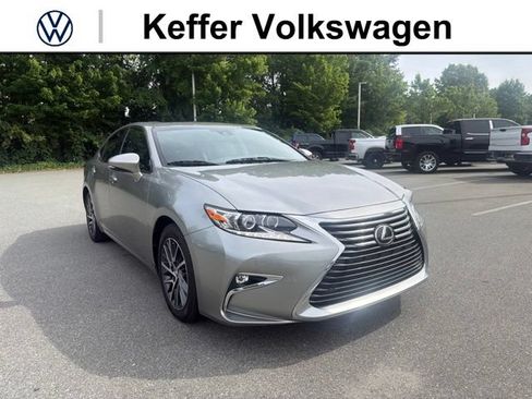 Used 2017 Lexus ES 350 FWD image 7