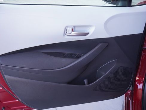 Used 2026 Toyota Corolla SE FWD image 19