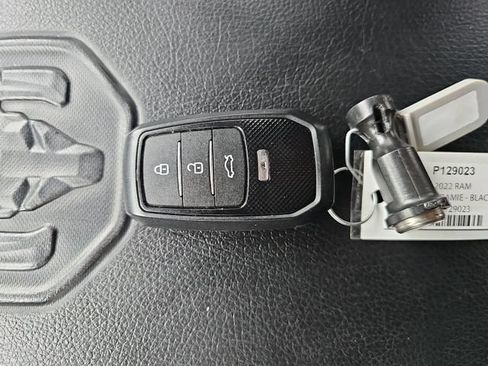 Used 2022 RAM 1500 Laramie w/ Sport Appearance Package AWD/4WD image 34