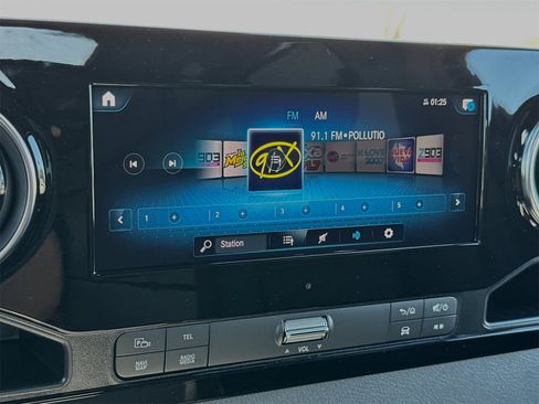 Used 2024 Mercedes-Benz Sprinter 2500 image 20