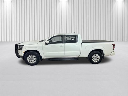 Used 2022 Nissan Frontier SV w/ Technology Package AWD/4WD image 10