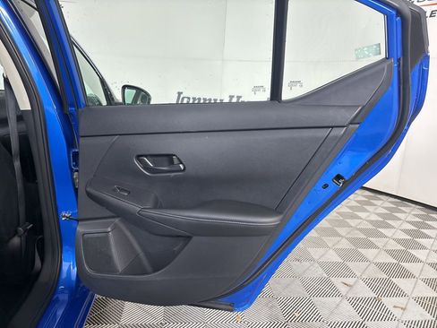 Used 2024 Nissan Sentra SV image 23