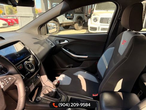 Used 2015 Ford Focus ST image 26