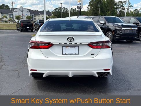 Used 2024 Toyota Camry SE w/ Convenience Package FWD image 4