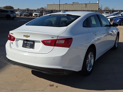 Used 2024 Chevrolet Malibu LT image 5