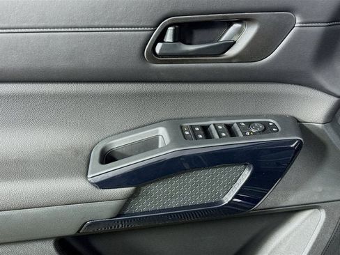 New 2026 Nissan Pathfinder SV AWD/4WD image 16