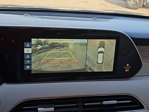 Used 2021 Hyundai Palisade Limited image 17