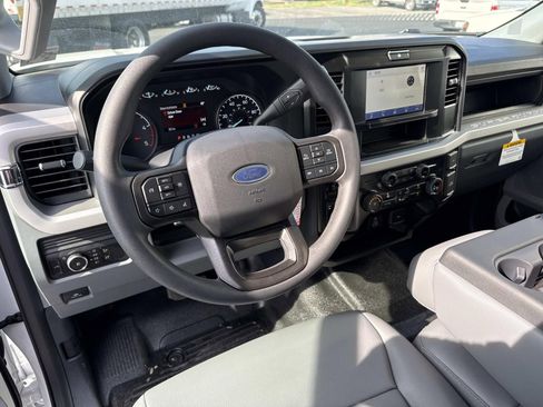 New 2026 Ford F550 4x4 Crew Cab image 14