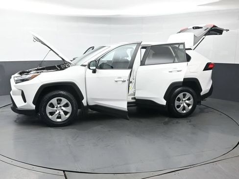 Used 2023 Toyota RAV4 LE AWD/4WD image 45