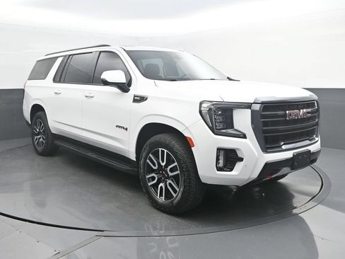 Used 2024 GMC Yukon XL AT4 AWD/4WD image 9
