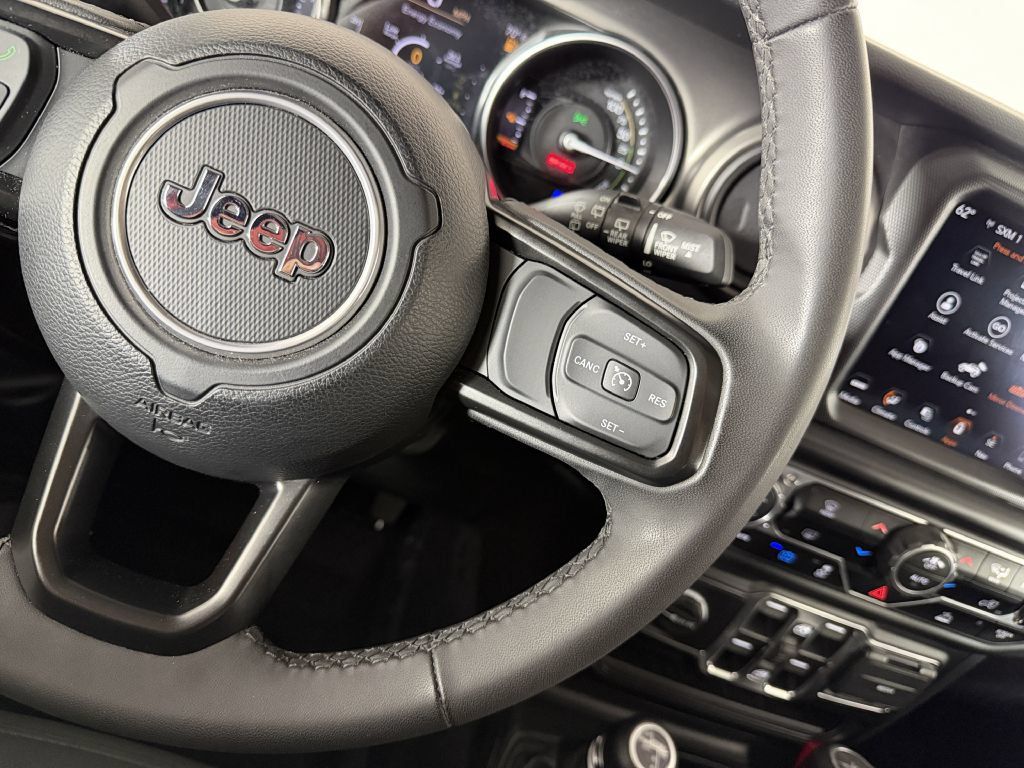 Used 2023 Jeep Wrangler Unlimited w/ 8.4" Radio Group AWD/4WD image 33