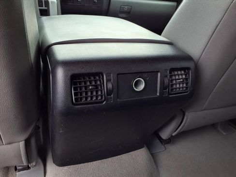 Used 2008 Toyota Tundra Limited image 28