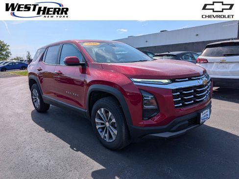 Used 2026 Chevrolet Equinox LT FWD image 1
