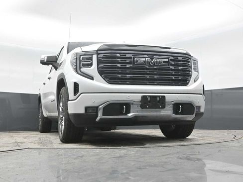 Used 2025 GMC Sierra 1500 Denali Ultimate image 27