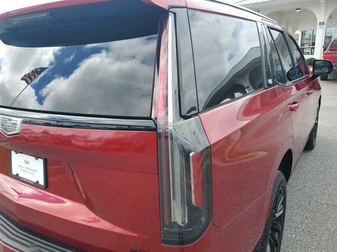 Used 2022 Cadillac Escalade Sport w/ Touring Package AWD/4WD image 25