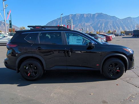 New 2026 Nissan Rogue Rock Creek image 2