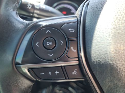 Used 2021 Toyota Camry SE FWD image 25