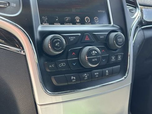 Used 2015 Jeep Grand Cherokee High Altitude AWD/4WD image 42