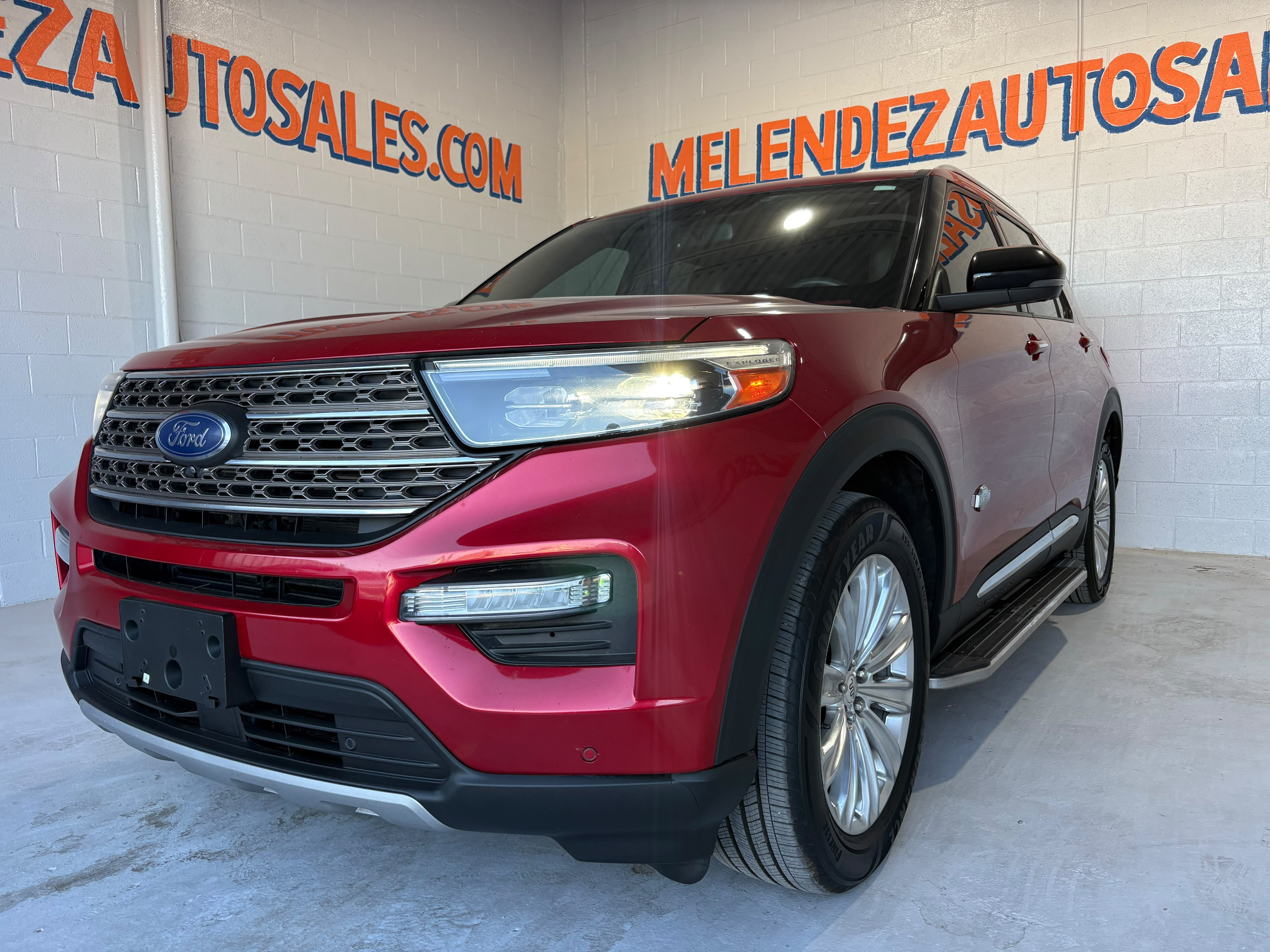 Used 2022 Ford Explorer King Ranch w/ Premium Technology Package AWD/4WD image 1