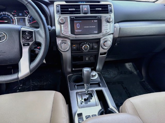 Used 2017 Toyota 4Runner SR5 Premium AWD/4WD image 18