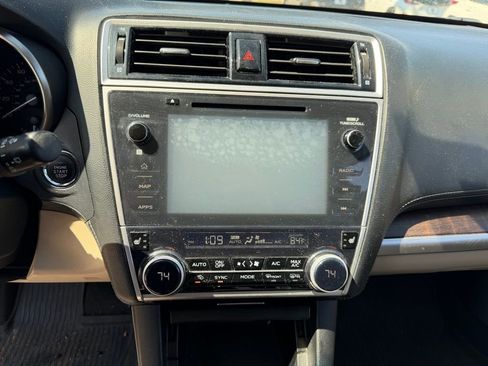 Used 2019 Subaru Outback 2.5i Limited image 29