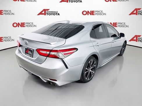 Used 2019 Toyota Camry SE w/ Convenience Package image 7