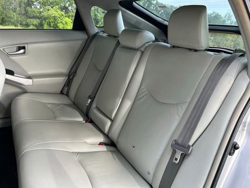 Used 2014 Toyota Prius Two FWD image 14