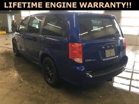 Used 2020 Dodge Grand Caravan SE image 7