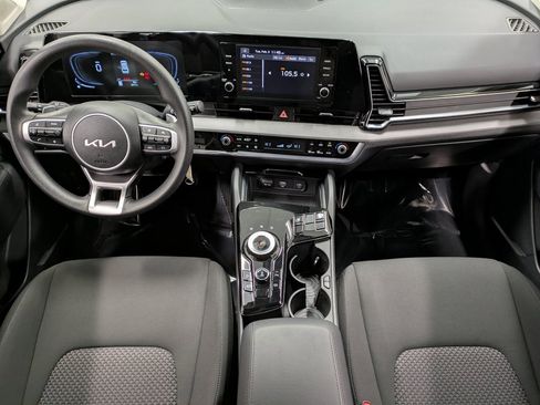 Used 2025 Kia Sportage LX image 23