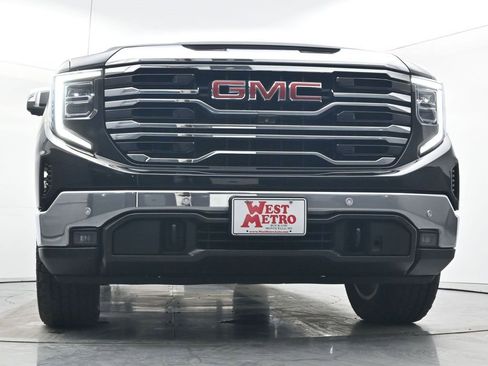 Used 2022 GMC Sierra 1500 SLT w/ SLT Premium Plus Package image 32