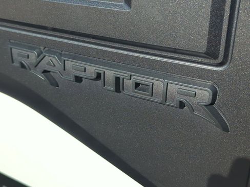 Used 2018 Ford F150 Raptor w/ Equipment Group 802A Luxury image 31