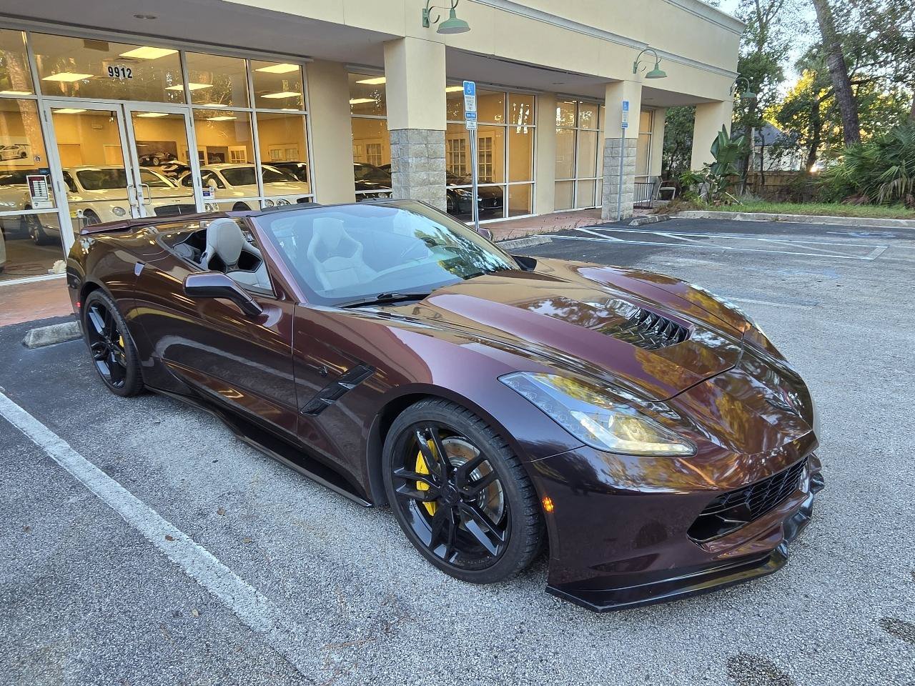 Used 2014 Chevrolet Corvette Stingray Convertible w/ 3LT Preferred Equipment Group RWD image 1