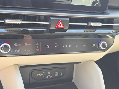 New 2026 Kia Sportage SX FWD image 26
