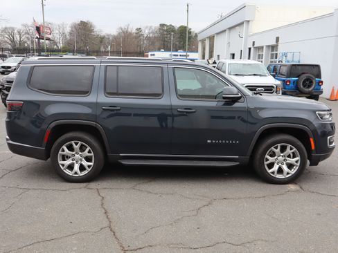 Used 2022 Jeep Wagoneer Series I w/ Premium Group I image 11