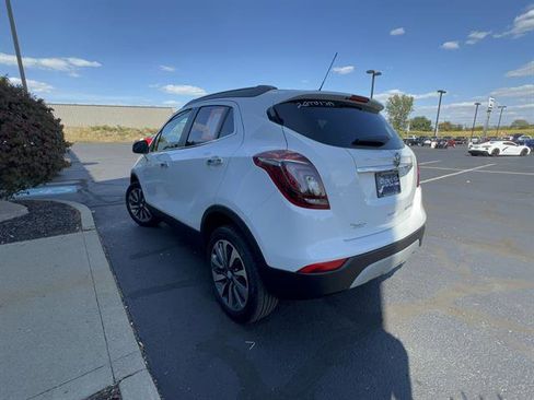 Used 2022 Buick Encore Preferred w/ Safety Package image 5