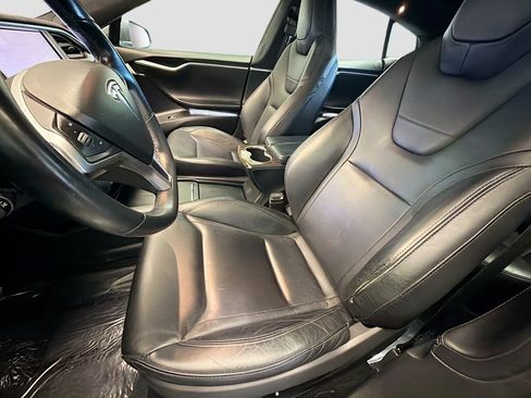 Used 2016 Tesla Model S 70 image 12