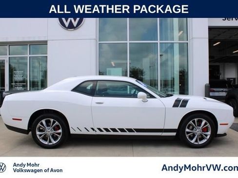 Used 2020 Dodge Challenger SXT w/ Driver Convenience Group AWD/4WD image 5