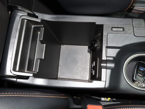 Used 2023 Subaru Crosstrek 2.5i Limited w/ Popular Package #3 image 27