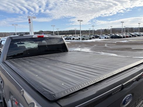 Used 2022 Ford F150 XLT w/ Trailer Tow Package image 4