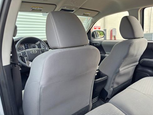 Used 2021 Toyota Tacoma SR5 RWD image 28