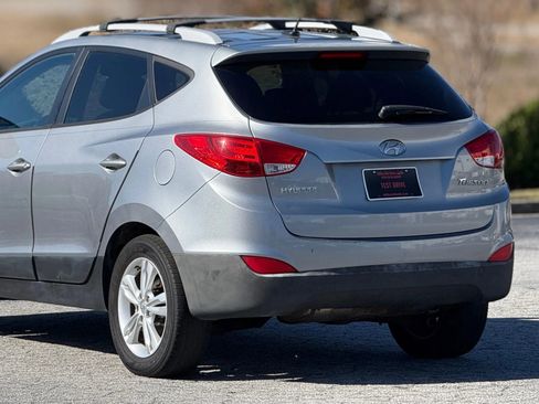 Used 2012 Hyundai Tucson GLS image 16