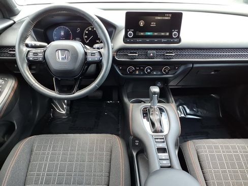 Used 2024 Honda HR-V Sport image 12