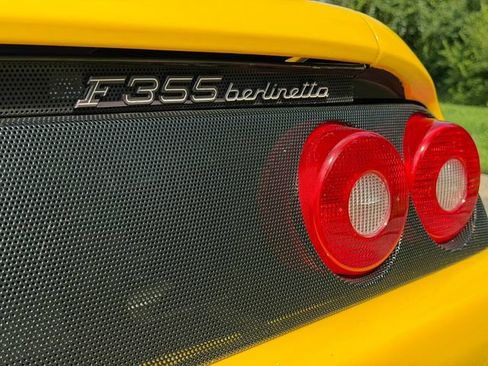Used 1995 Ferrari F355 Berlinetta RWD image 14