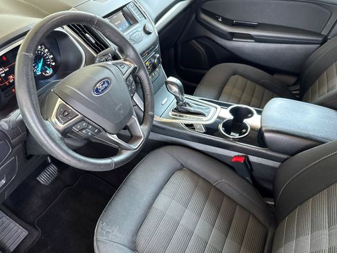 Used 2017 Ford Edge SEL FWD image 4