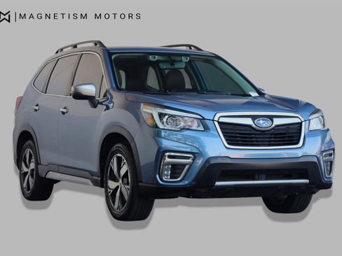 Used 2019 Subaru Forester Touring AWD/4WD image 5