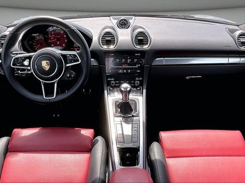 Used 2024 Porsche 718 Cayman S RWD image 7