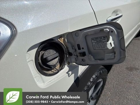 Used 2015 Subaru Crosstrek Touring AWD/4WD image 10